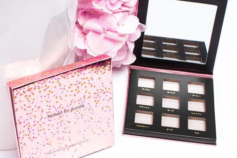 Cosmetic packaging box with mirror eyeshadow tray (1)