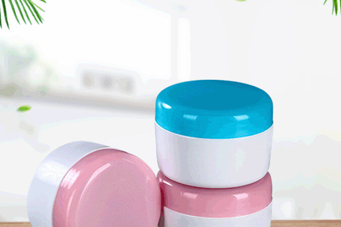 Cylindrical PP plastic cream jar (1)