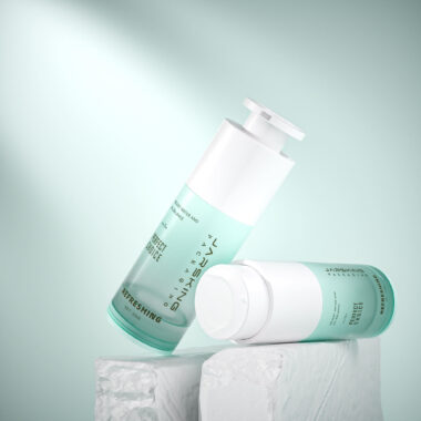 Bulk plastic airless packaging for skincare creams and serums