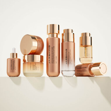 Essence oil and lotion cosmetic bottle packaging wholesale