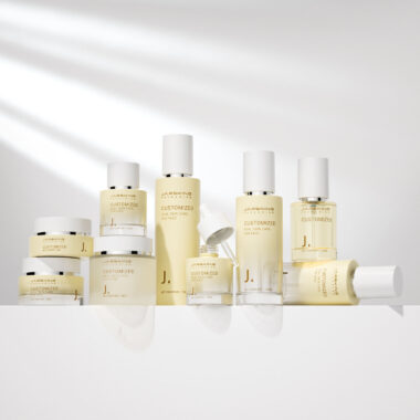 New design luxury glass skincare cosmetic bottle factory