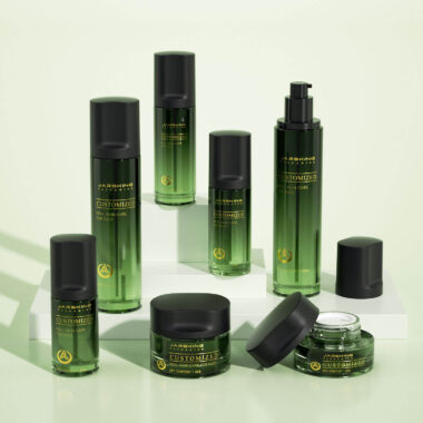 Luxury glass skincare cosmetic bottle manufacturer