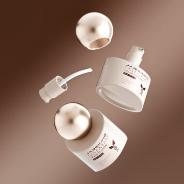 New Design 30ml Round Cap Glass Cosmetic Bottle Custom